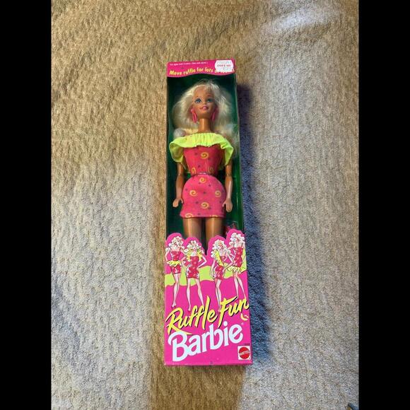 Barbie Other - New! Vintage Ruffle Fun Barbie Doll Blonde‎ #12433 Mattel 1994